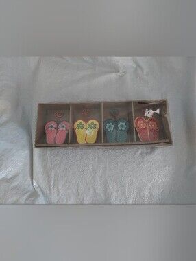 Set of 4 Decorative Flip-Flop Place Card Holders - Pink, Yellow, Teal, Coral